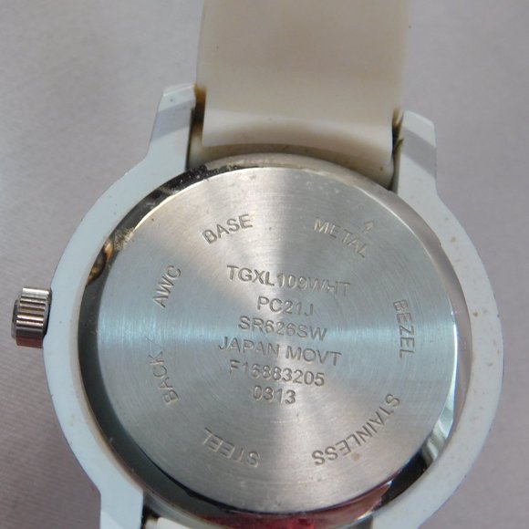 Vintage White Rubber Bling Watch - Picture 2 of 5